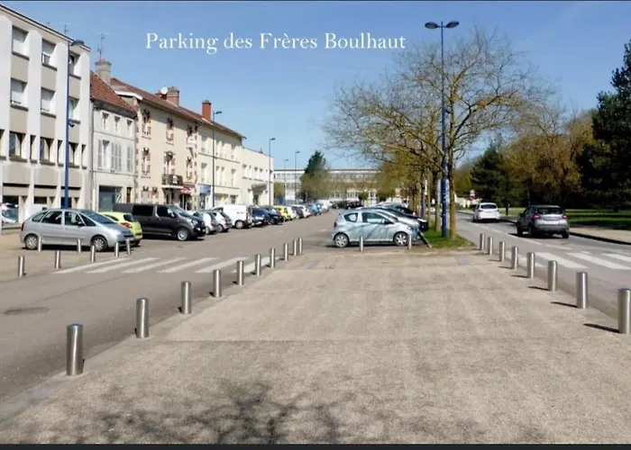 Апартаменты Cosy Rue Chaussee *